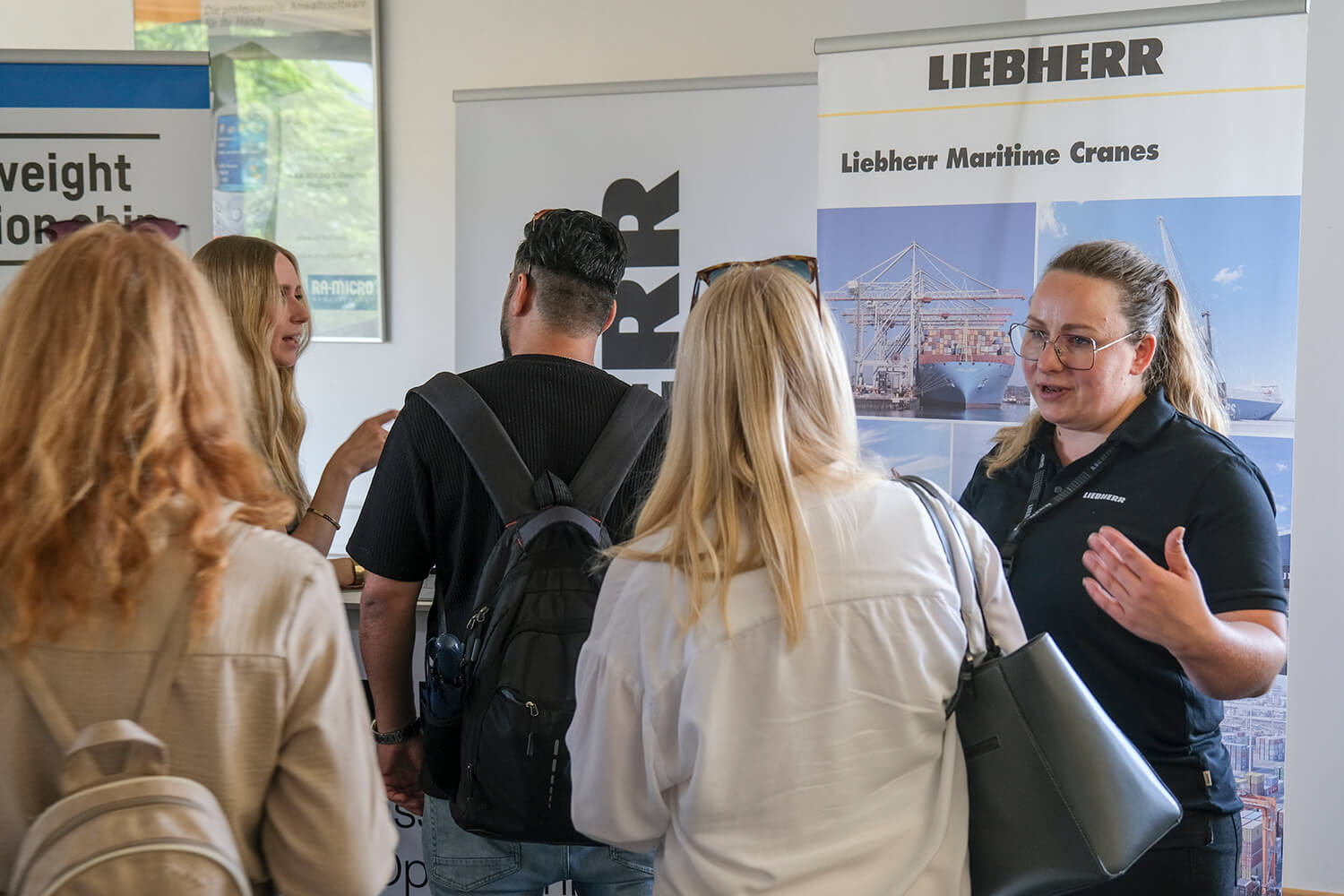 Die Liebherr Group auf der inlingua Jobmesse Rostock